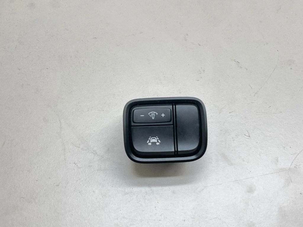 Citi slēdži/rokturi/pārslēdži 93700D4090