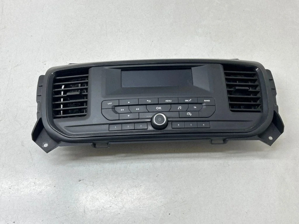 Ekraan / kuvar / väike ekraan – Toyota Proace (2016-)