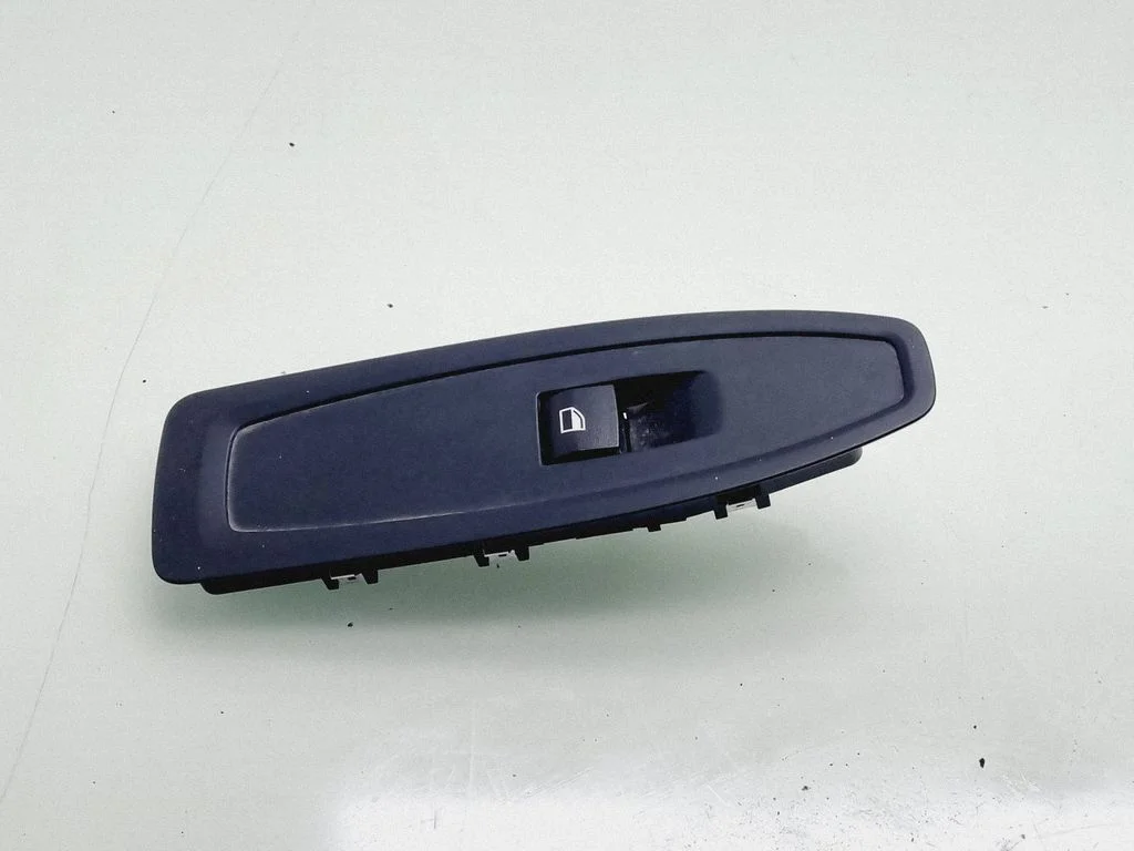 Muud lülitid / nupud / hoovad – BMW 1-seeria F20 F21 (2011-2019)