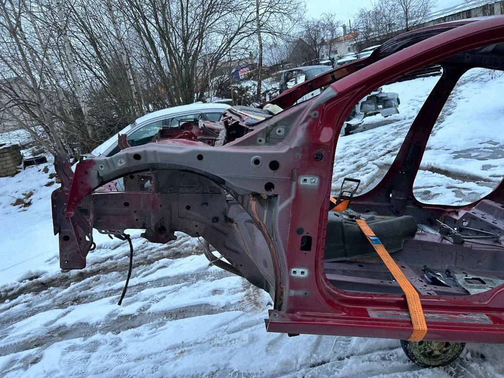 Front quarter panel – front left