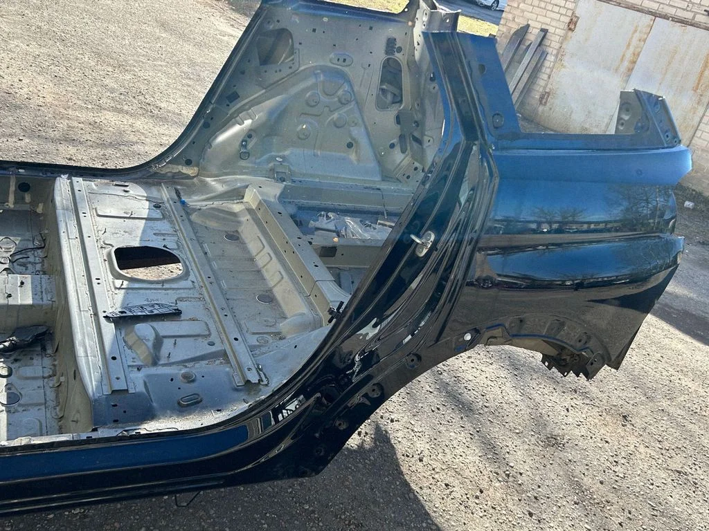Rear quarter panel – rear left