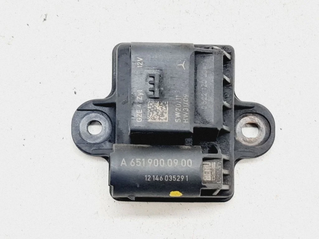 Eelsüüteküünalde relee A6519000900
