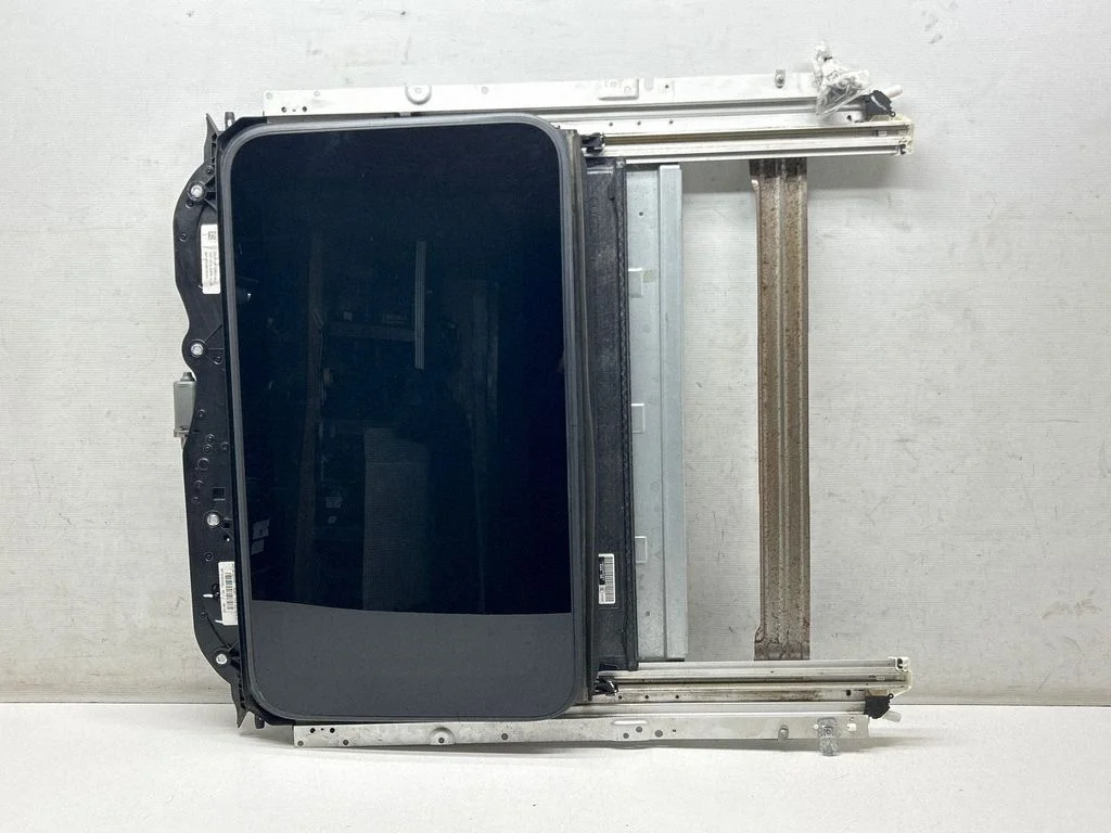 Katuseluugi komplekt – Dodge Durango III (2010-)