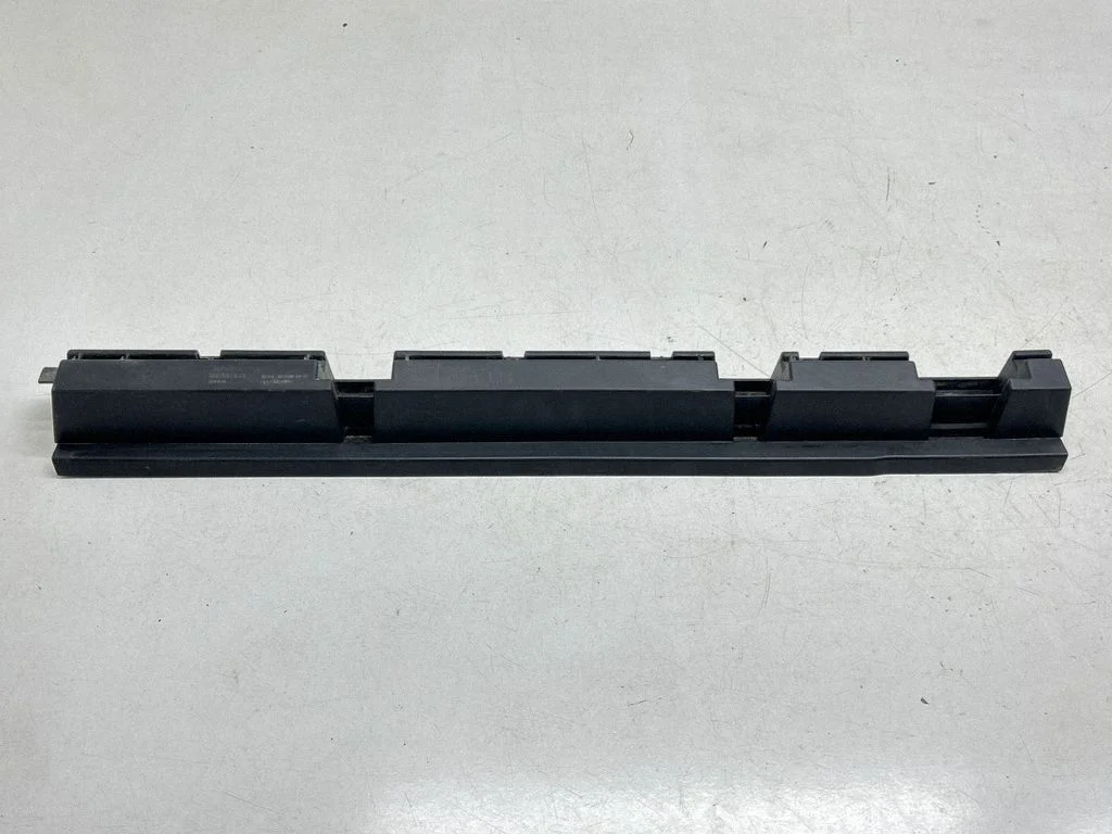 Sill supporting ledge – Volvo S90, V90 (2016-)