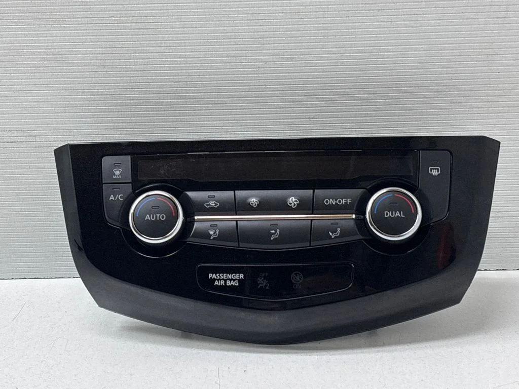 Climate control unit – Nissan X-Trail T32 (2014-2021)