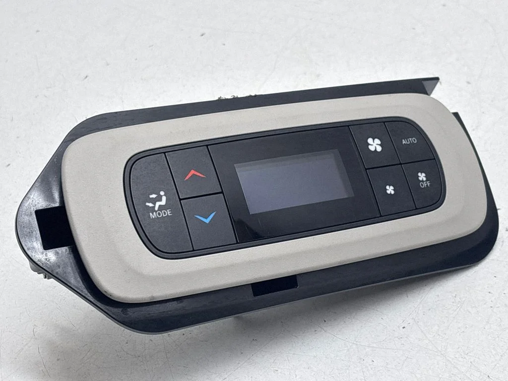 Climate control unit – Chrysler Pacifica (2017-)