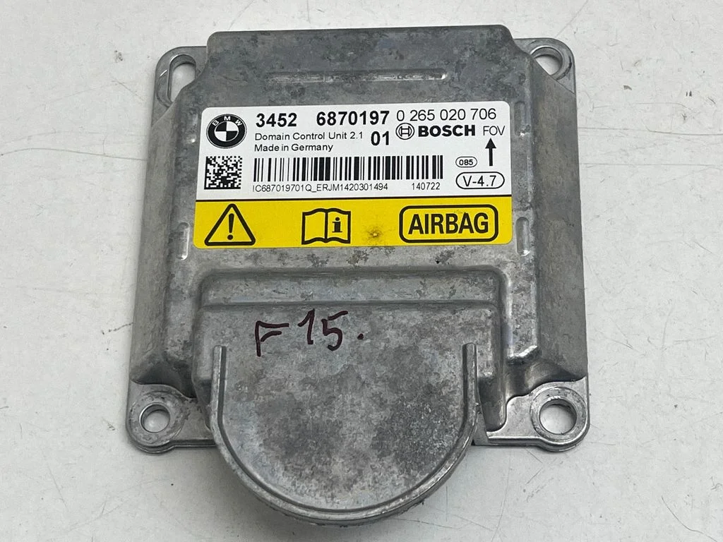 Drošības spilvenu vadības bloks 6870197