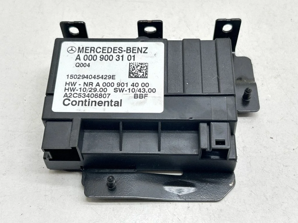 Fuel injection pump control unit/module – Mercedes-Benz Sprinter W906 (2006-2018)