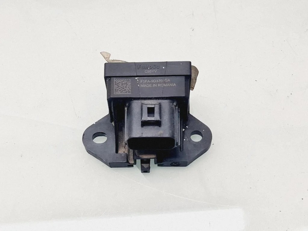 Degvielas sūkņa vadības bloks JX6T14406GBA