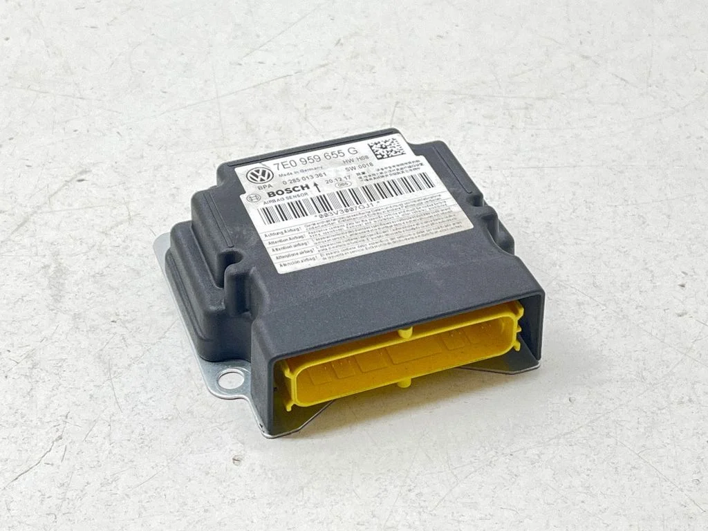 Drošības spilvenu vadības bloks 7E0959655G