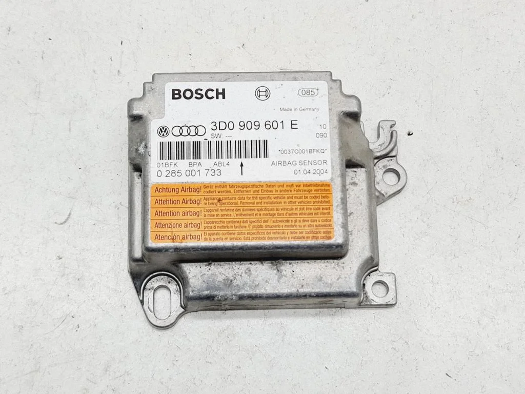 Drošības spilvenu vadības bloks 3D0909601E