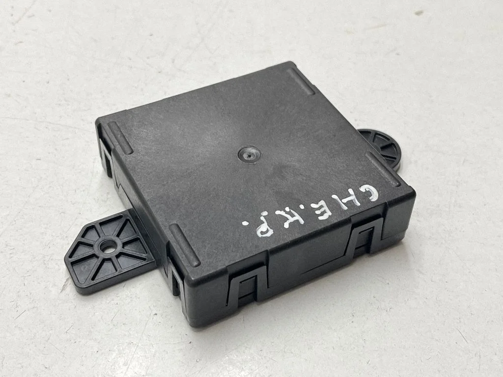 Durvju elektronikas vadības bloks 68203031AI