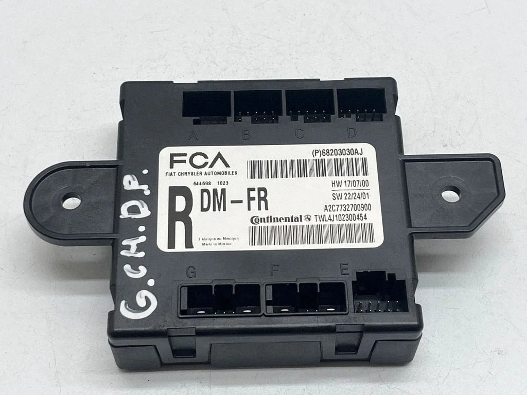 Durvju elektronikas vadības bloks 68203030AJ