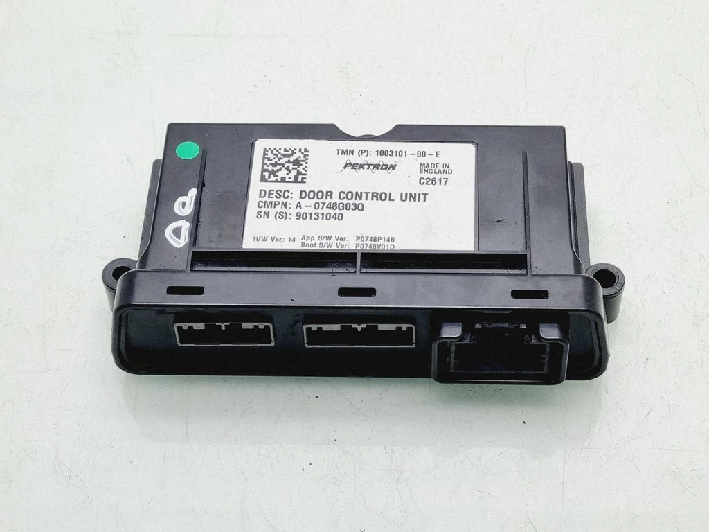 Door control unit/module – Tesla Model S (2012-)