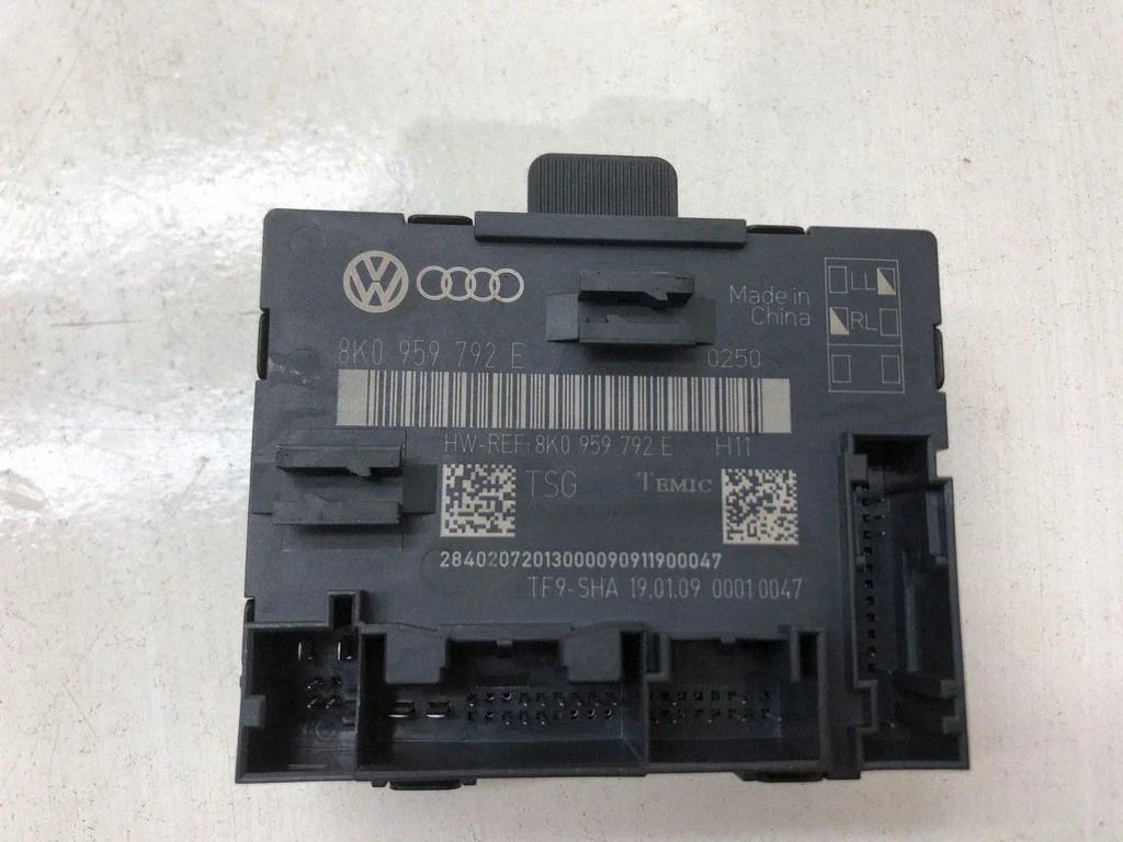 Durvju elektronikas vadības bloks – Audi A5 Sportback 8TA (2009-2016)