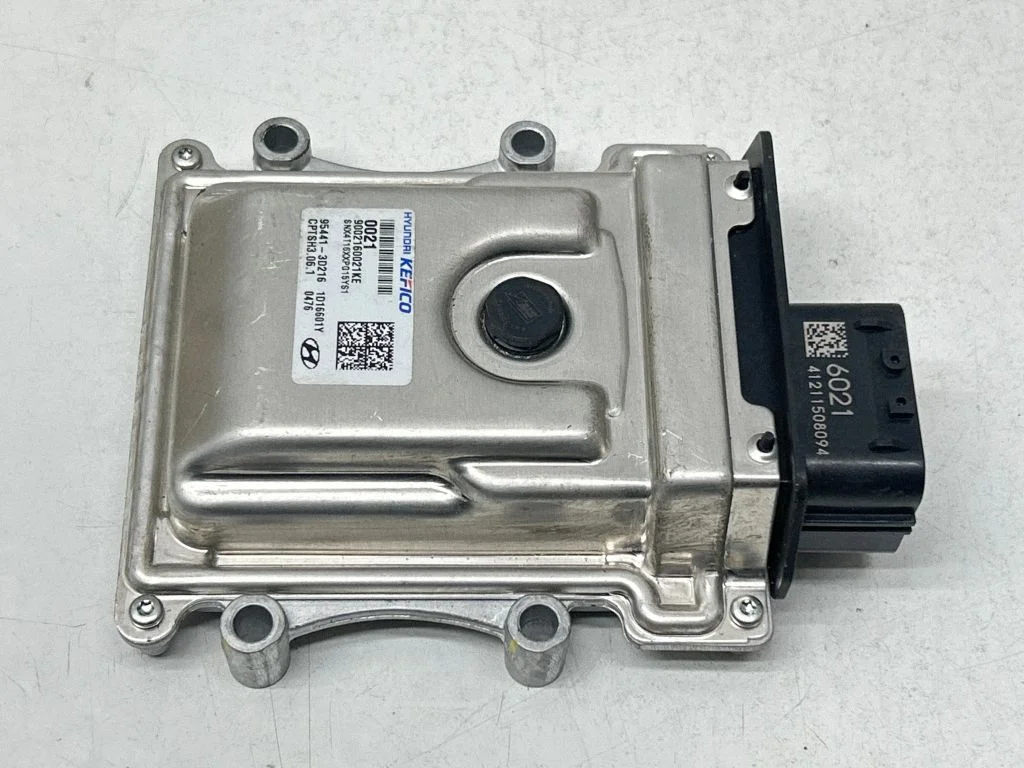 Pārnesumkārbas vadības bloks 954413D216