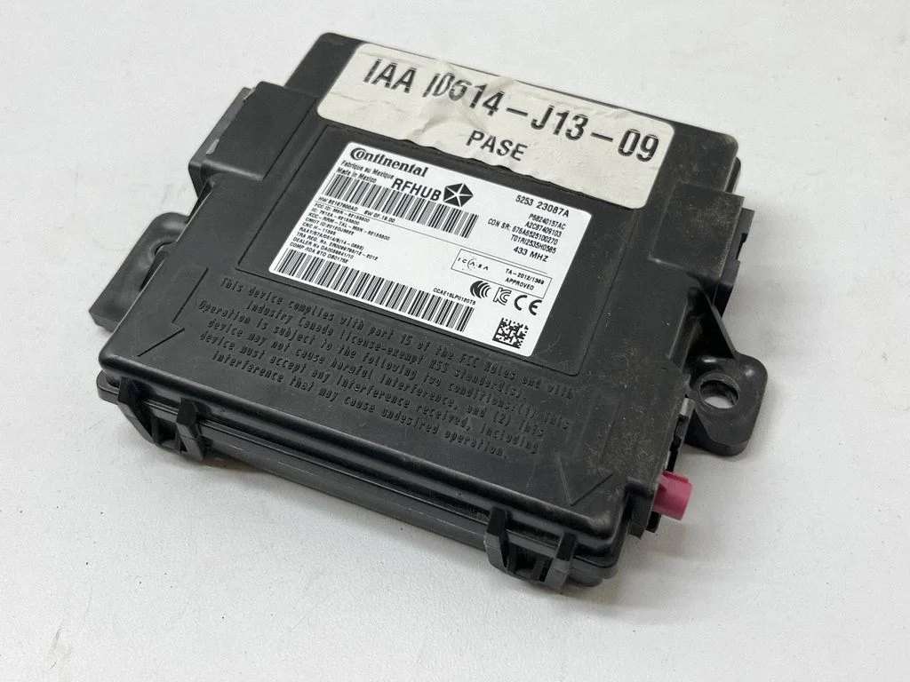 Pozostałe sterowniki i moduły P68240157AC