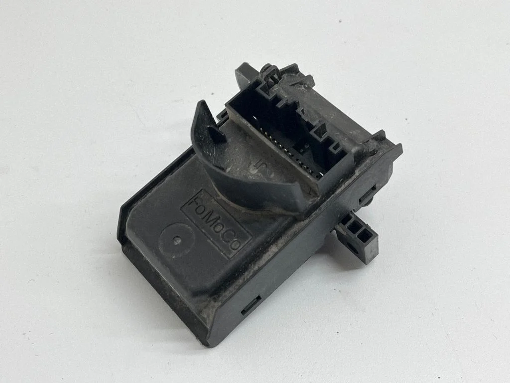 Citi vadības bloki/moduļi HG9T14F642CC