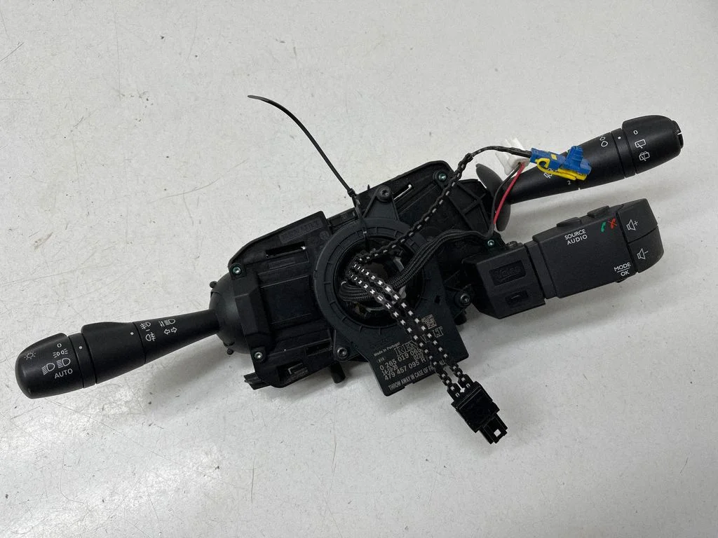 Wiper turn signal indicator stalk/switch 0265019069 – Renault Captur (2013-2020)
