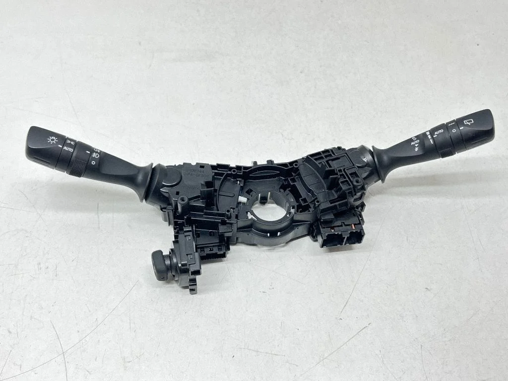 Wiper turn signal indicator stalk/switch – Toyota Land Cruiser (J150) (2009-)