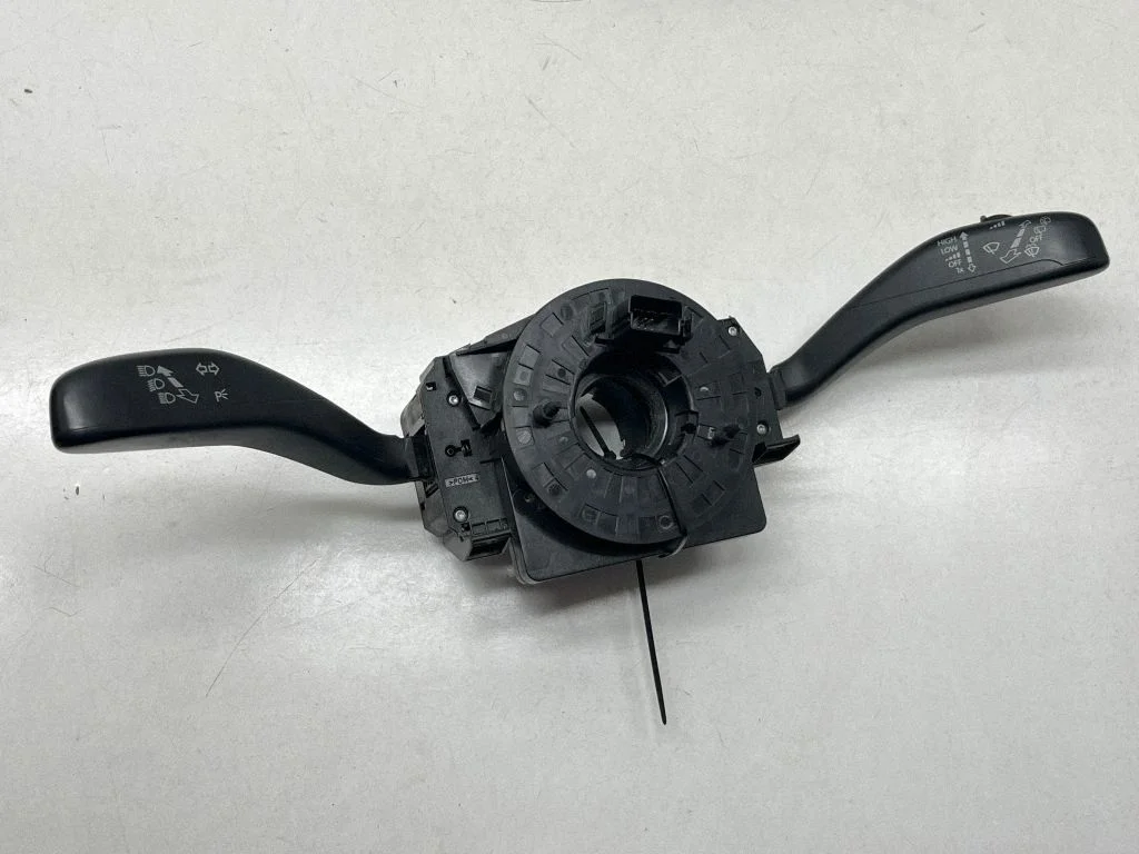 Wiper turn signal indicator stalk/switch 6Q0953503FC