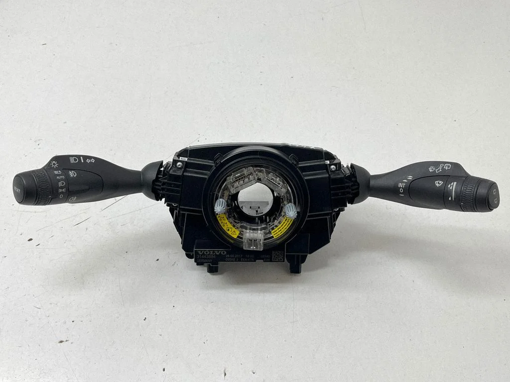 Wiper turn signal indicator stalk/switch 31443884