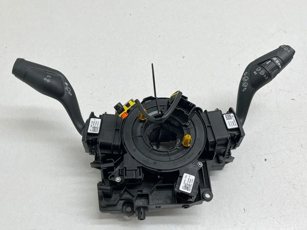 Sviru komplekts EG9T14A664CBW