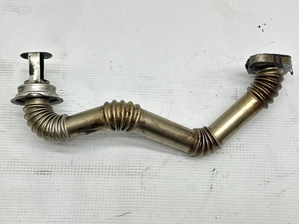 EGR caurule (-es)/ šļūtene (-es) SU001A3824