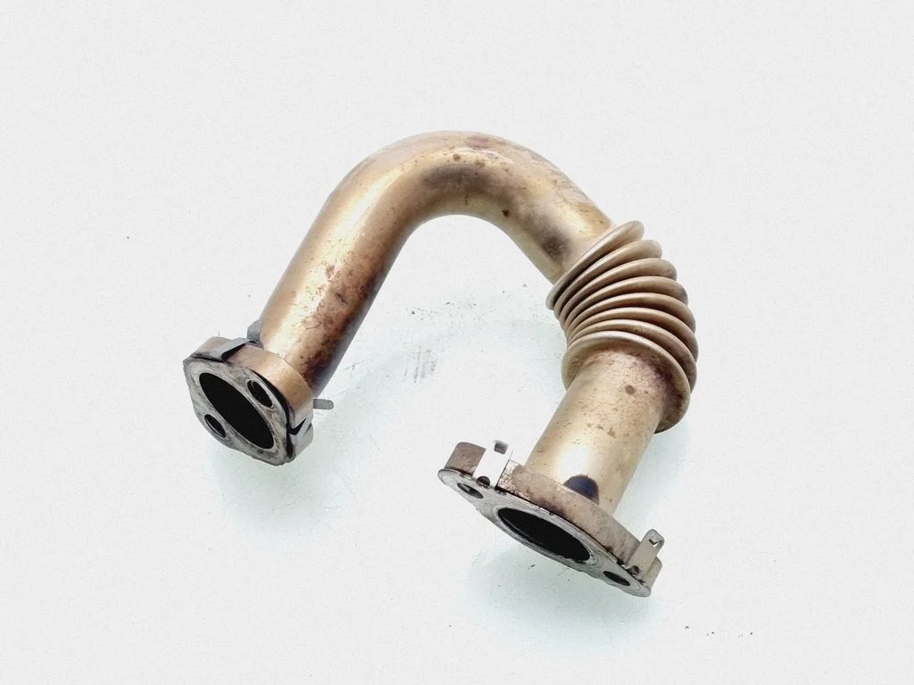 EGR-klapi toru (-d)/ voolik (-ud) 03P131521B
