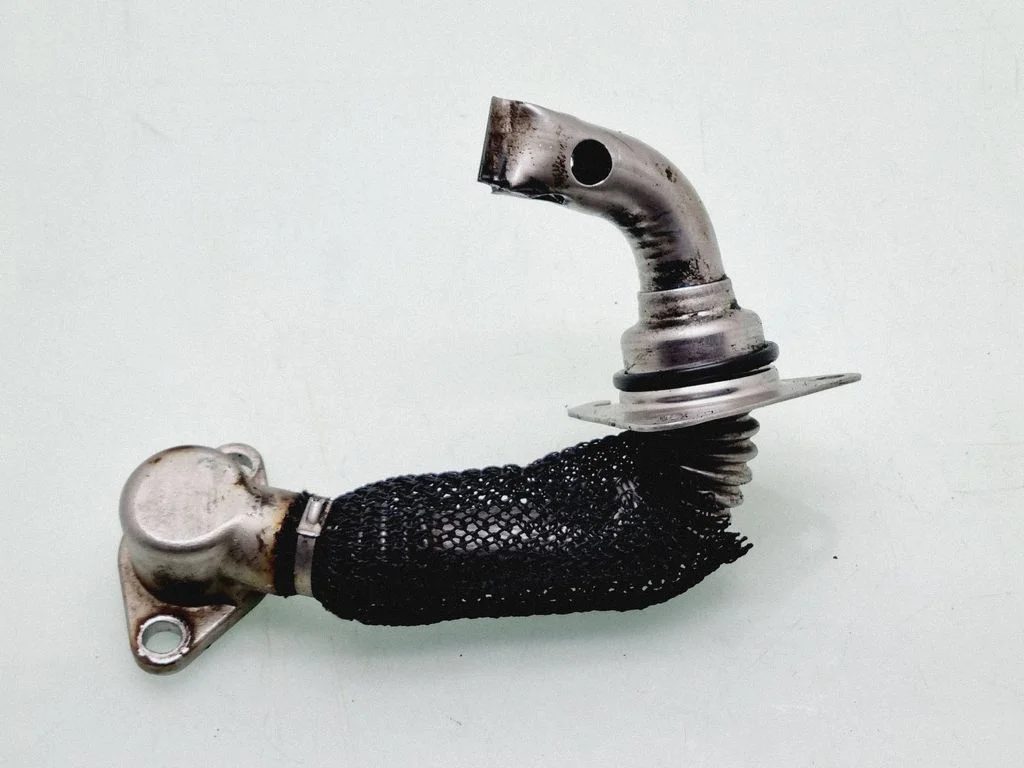 EGR caurule (-es)/ šļūtene (-es)