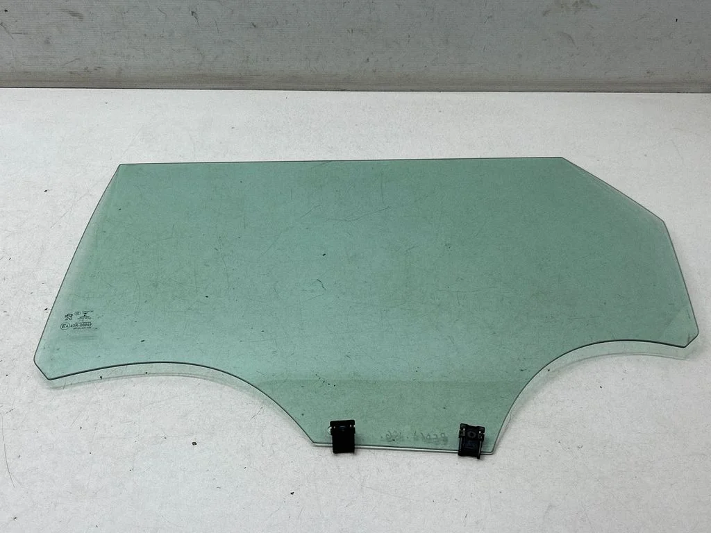 Rear door window glass 43R00049
