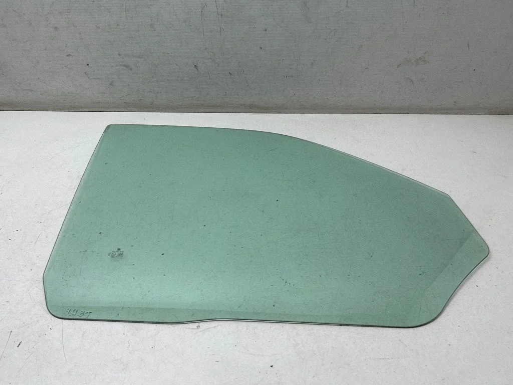 Front door window glass four-door DOT27M24100AS2