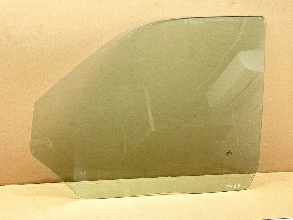 Front door window glass four-door DOT249M24AS2