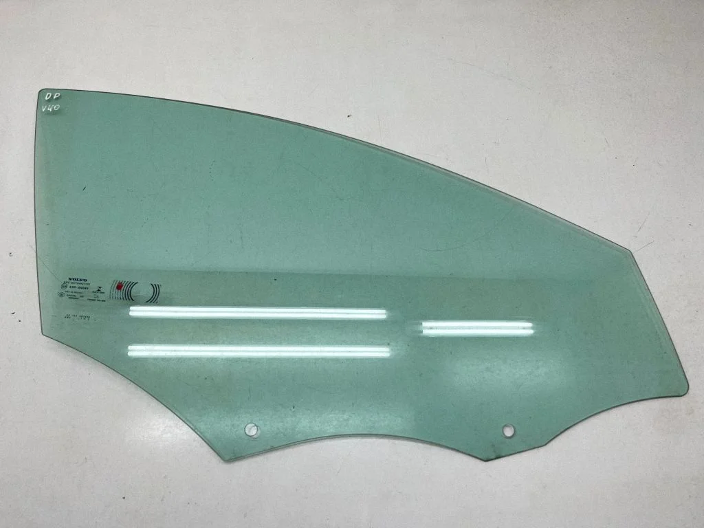 Esiukse põhiklaas (neljaukselise) 43R00049