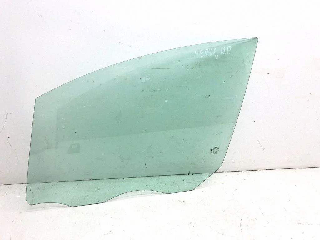 Front door window glass four-door DOT211M75AS2