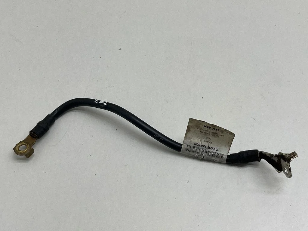 Mīnusa vads (akumulatora) 5Q0971250AC