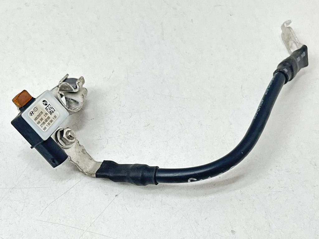 Miinusjuhe (aku) 37180G0100