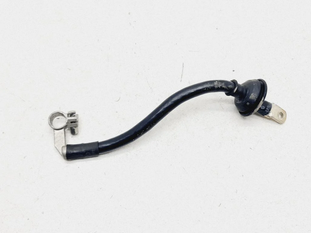 Mīnusa vads (akumulatora) 7L0971225