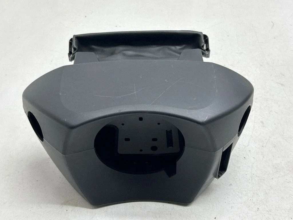 Stūres statnes apdare – Renault Megane III (2009-2016)