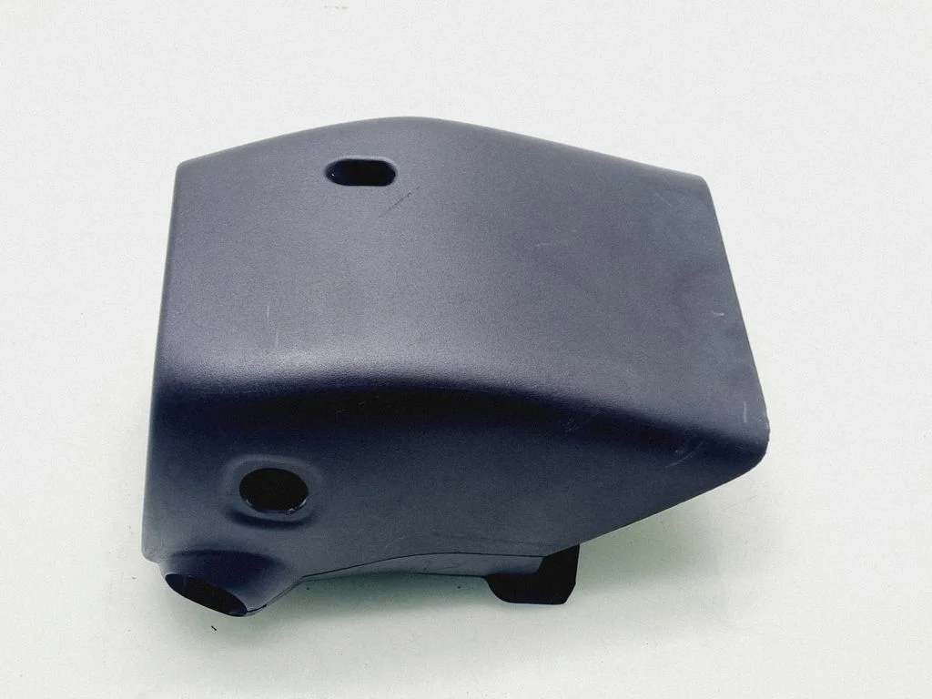 Steering wheel column trim – Toyota Land Cruiser (J150) (2009-)
