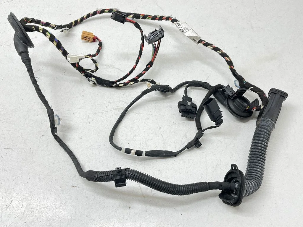 Tagaukse juhtmestik 95B971688N