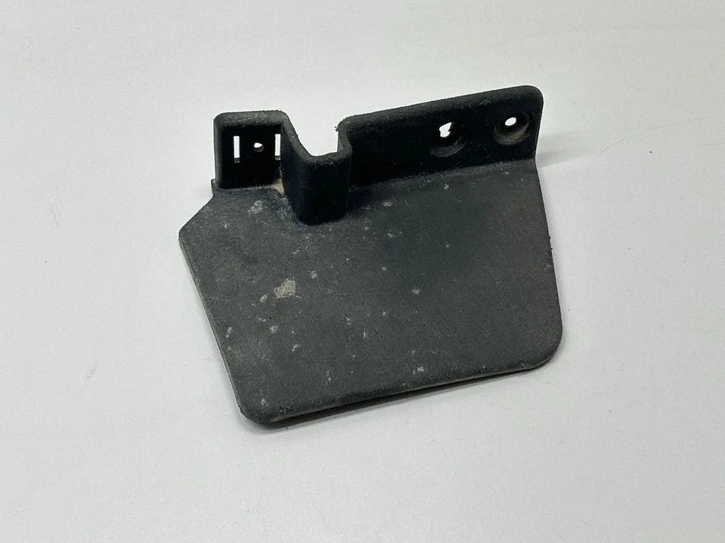 Tagumine porikaitse 86861D7000