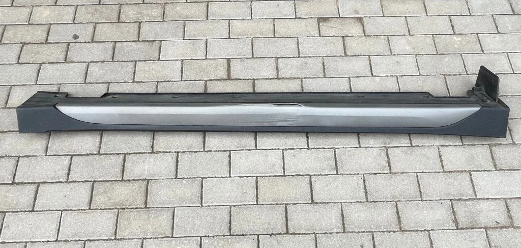 Sill 87754D7100