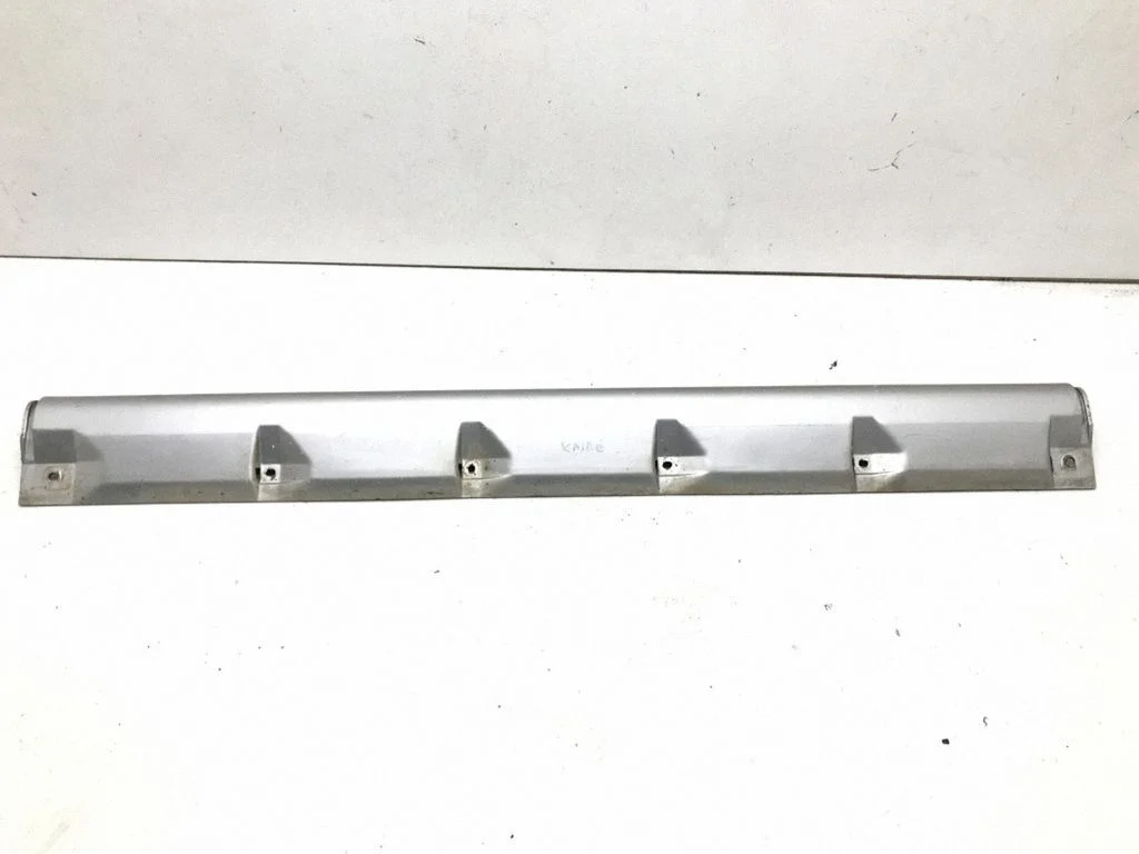 Lävepakk MB646959