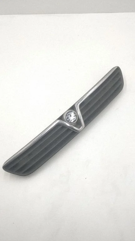 Front grill 90587101