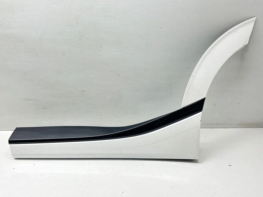Tagaukse liist (mold) – KIA EV6 (2021-)