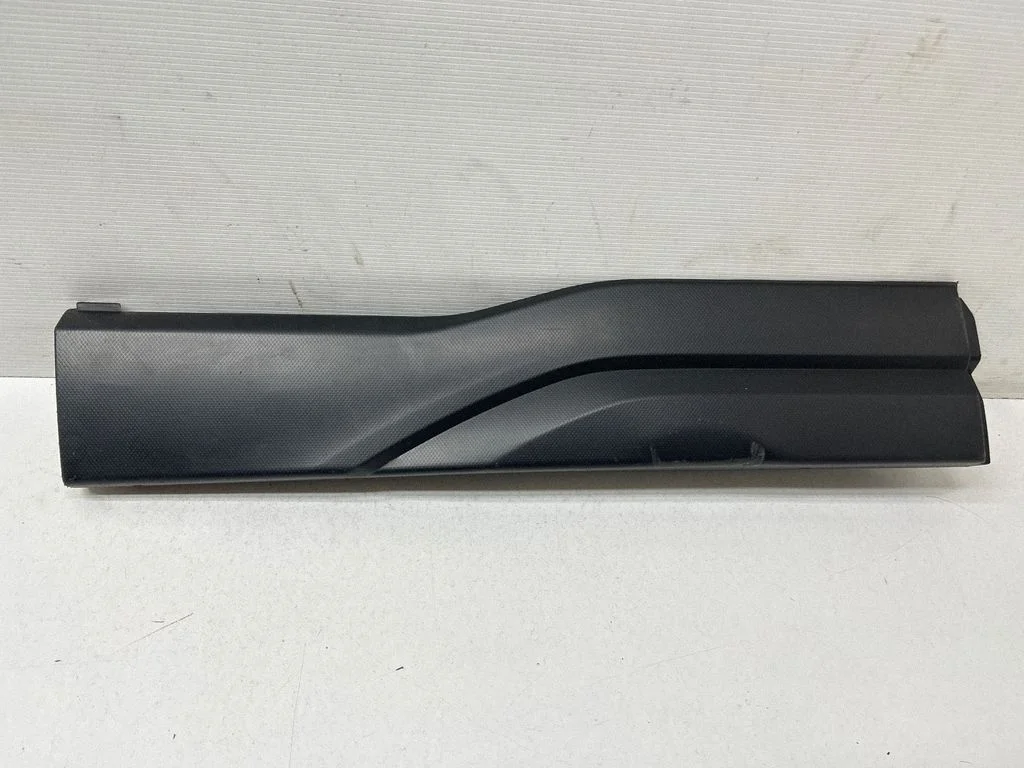 Tagaukse liist (mold) 91112SJ240
