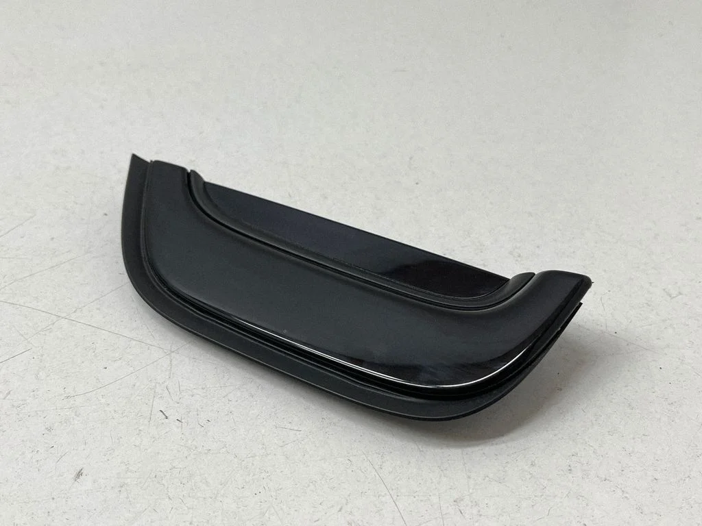 Rear door trim (molding) 32328400