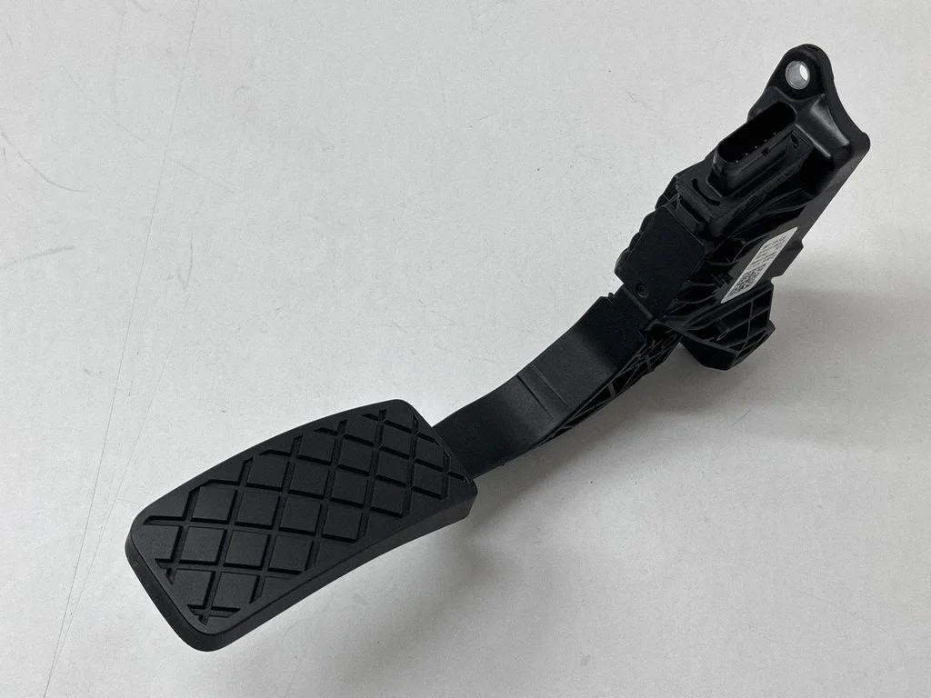 Accelerator throttle pedal – Porsche Cayenne (9Y0 9Y3) (2018-)