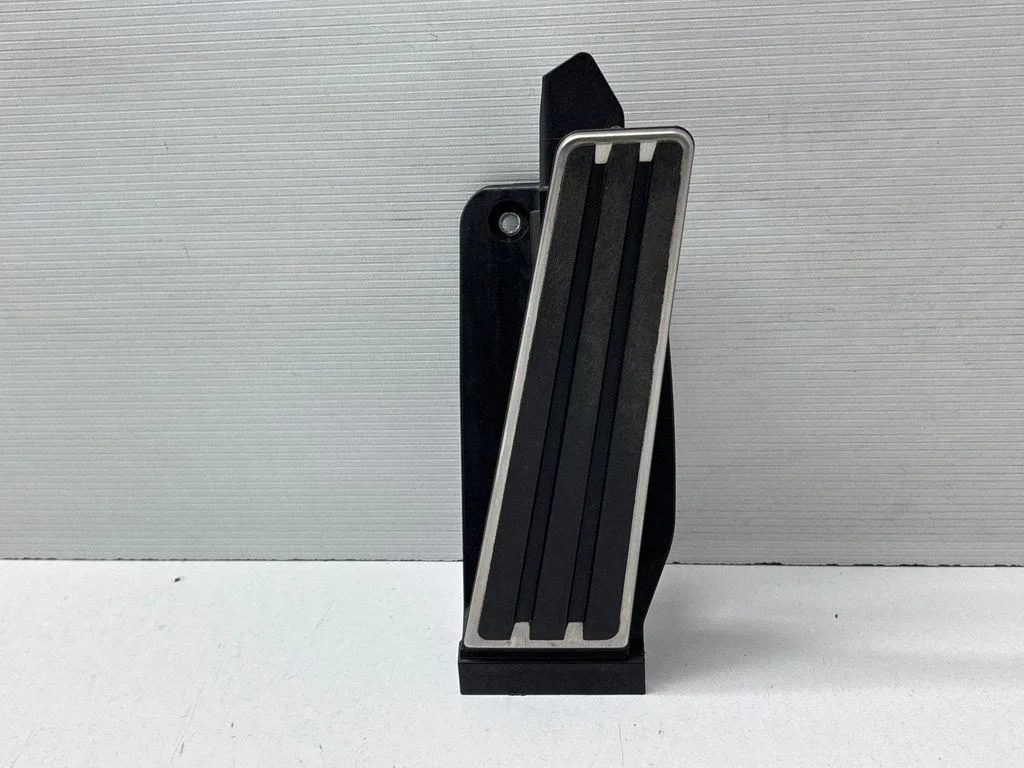 Accelerator throttle pedal – Porsche Panamera (970) (2009-2017)